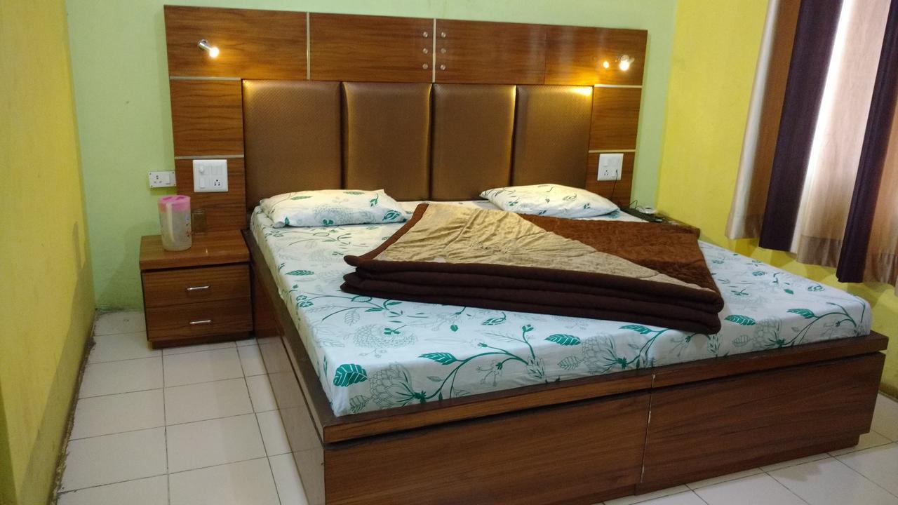 Hotel Brahma Kamal Joshimath Ngoại thất bức ảnh