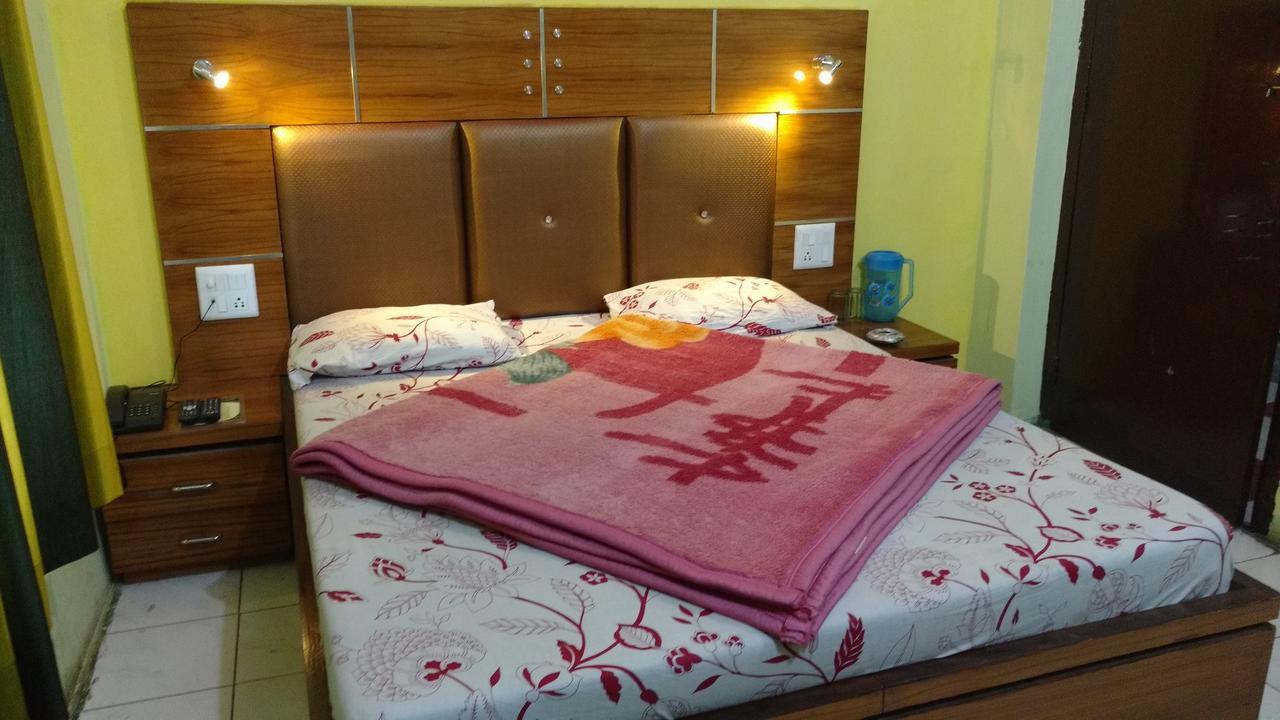 Hotel Brahma Kamal Joshimath Ngoại thất bức ảnh